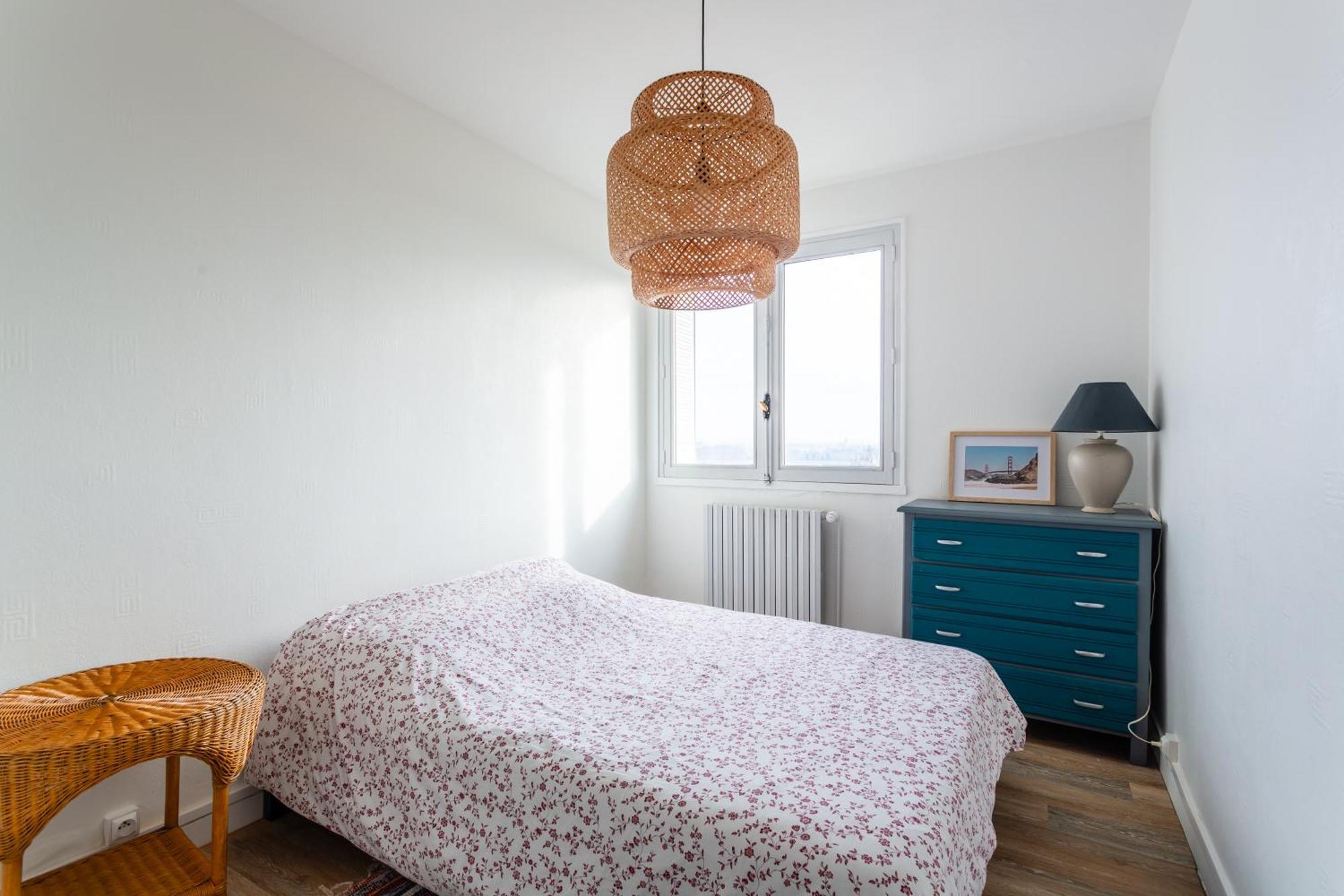 Lumineux A Emplacement Ideal Refait A Neuf